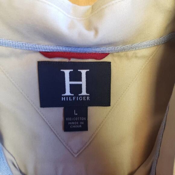 TOMMY HILFIGER SUPER SOFT BEIGE LARGE BUTTON DOWN - Picture 2 of 5